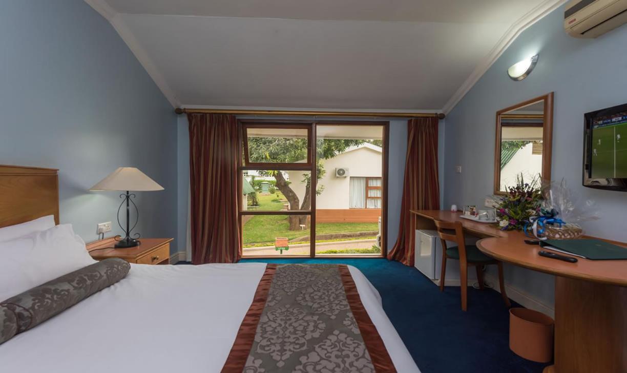Sunbird Lilongwe Hotel Ngoại thất bức ảnh