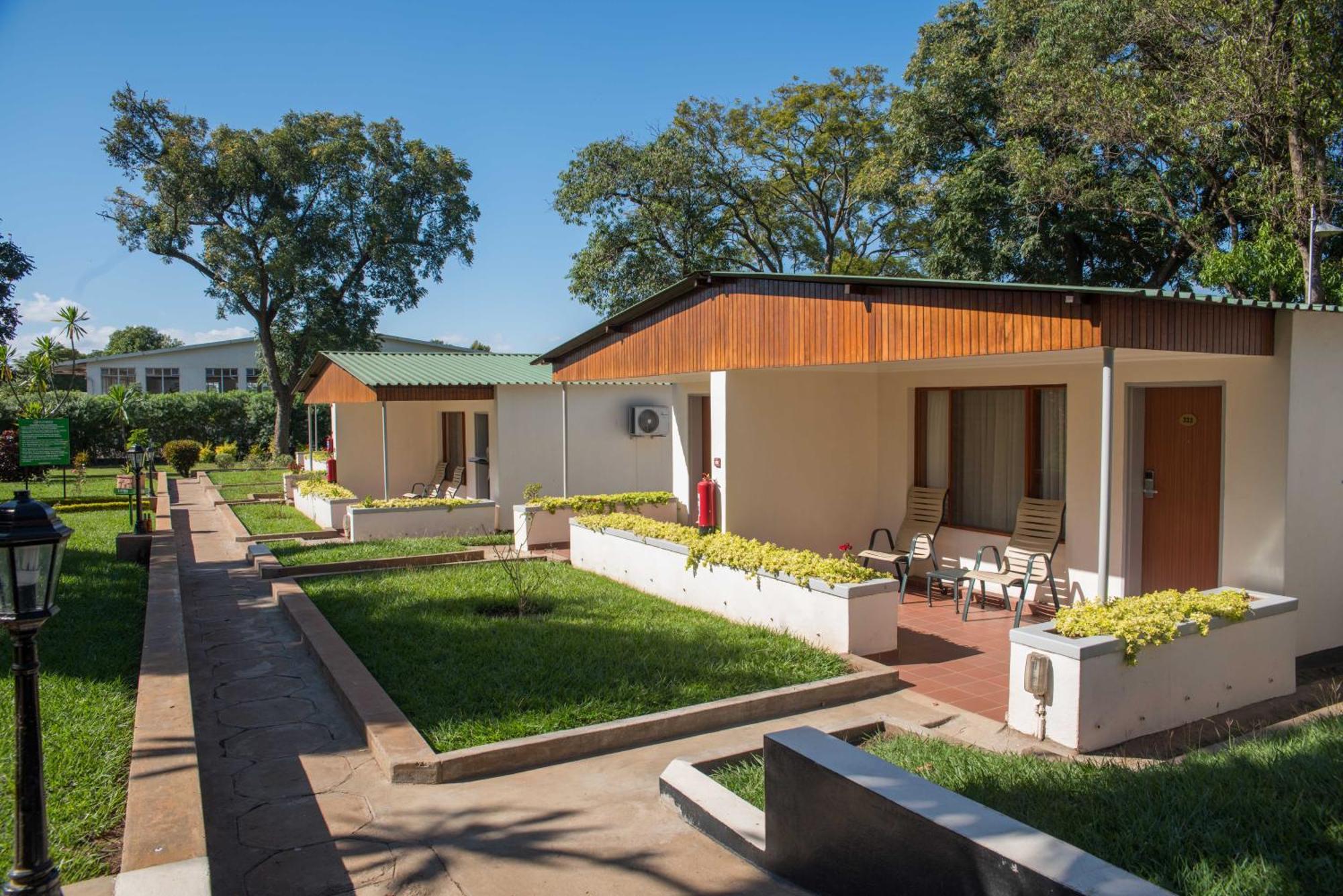 Sunbird Lilongwe Hotel Ngoại thất bức ảnh
