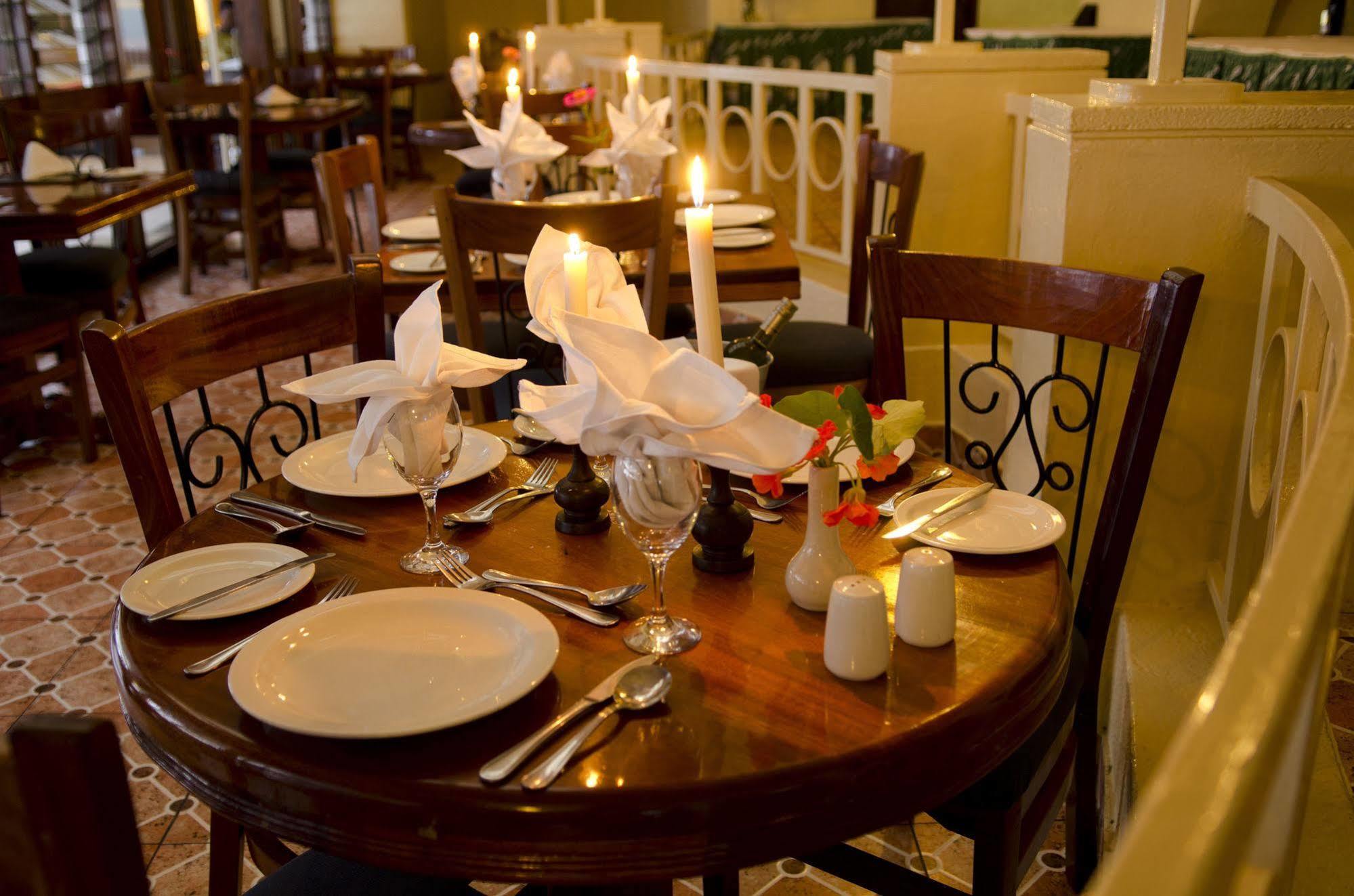 Sunbird Lilongwe Hotel Ngoại thất bức ảnh