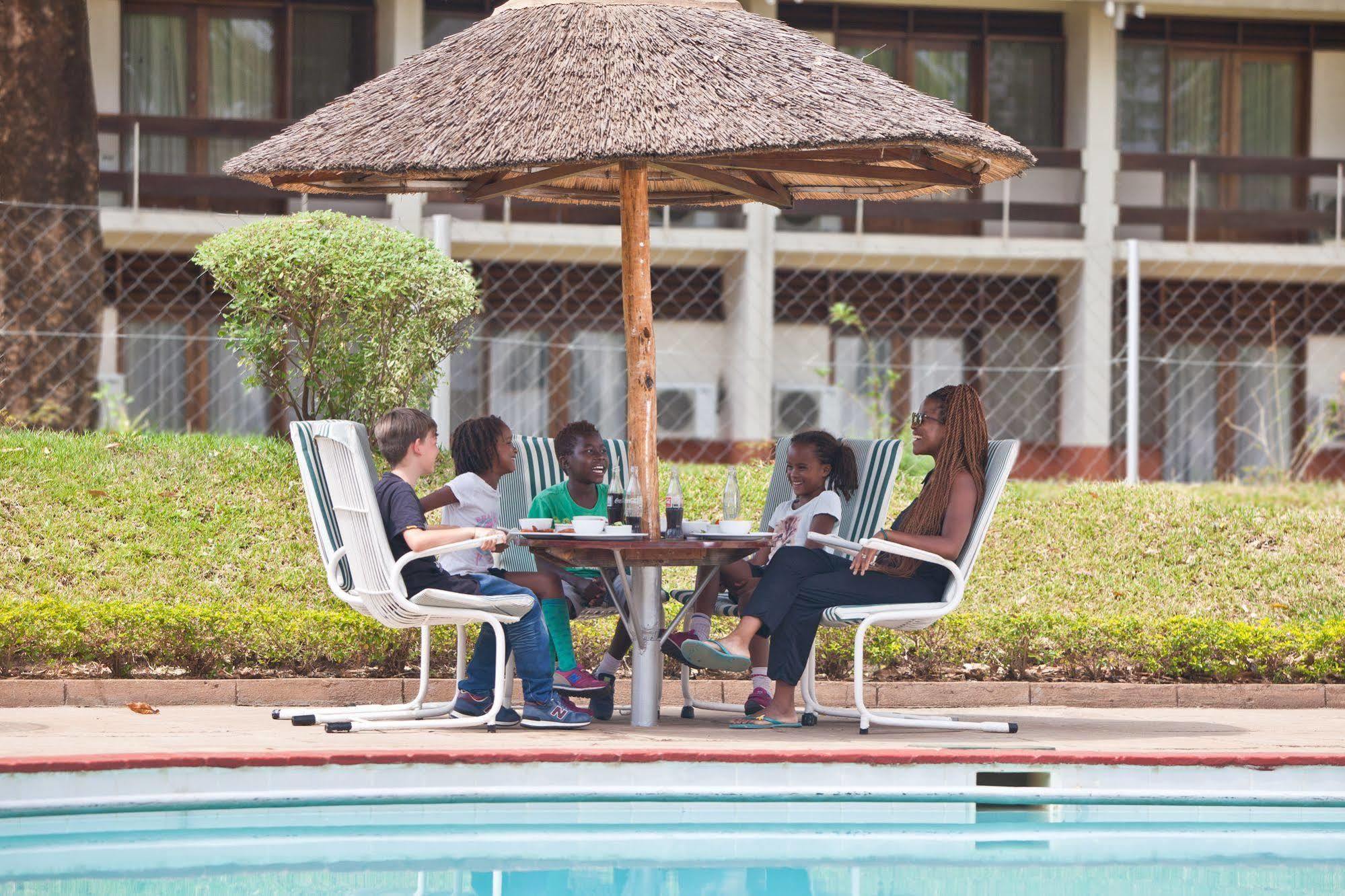 Sunbird Lilongwe Hotel Ngoại thất bức ảnh