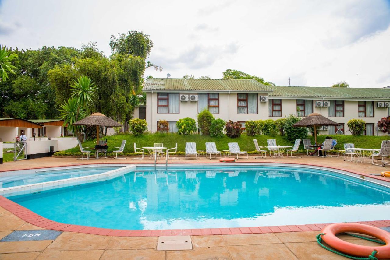 Sunbird Lilongwe Hotel Ngoại thất bức ảnh