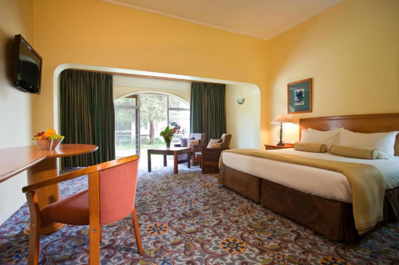 Sunbird Lilongwe Hotel Ngoại thất bức ảnh